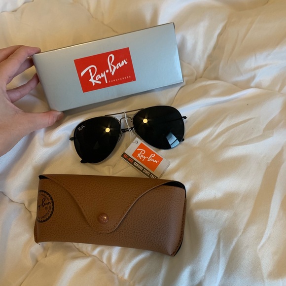 Ray-Ban Accessories - NWT black Raybans